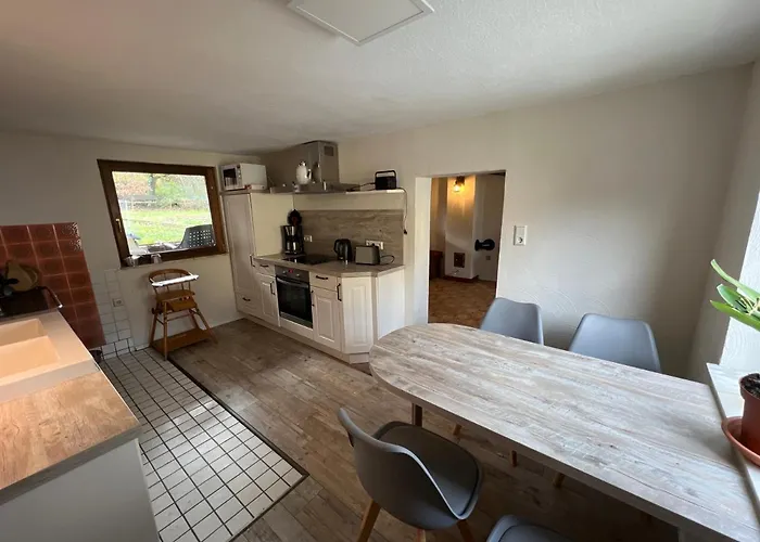 300 Jahre Altes Renoviertes Fachwerkhaus Dom wakacyjny Peterslahr