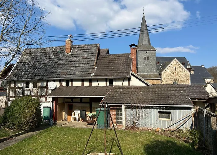 300 Jahre Altes Renoviertes Fachwerkhaus Dom wakacyjny Peterslahr