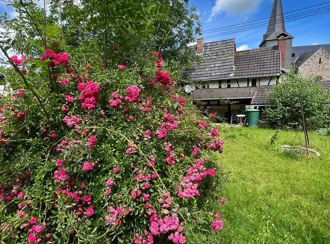 300 Jahre Altes Renoviertes Fachwerkhaus