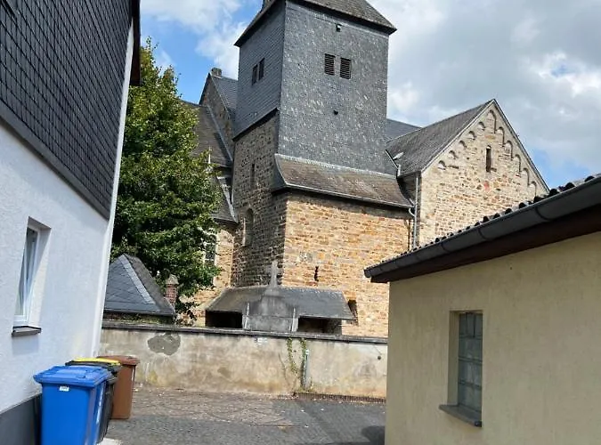 300 Jahre Altes Renoviertes Fachwerkhaus